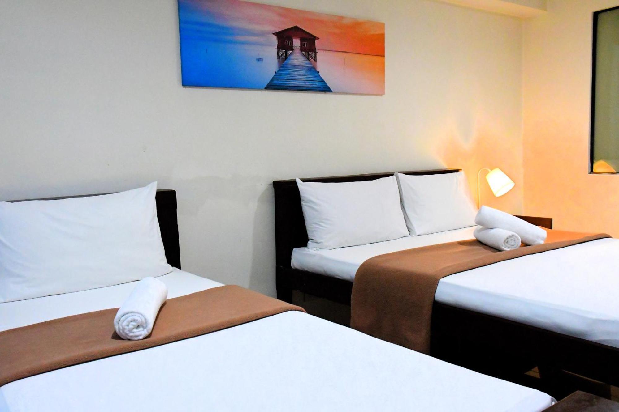Arzo Hotel Makati Makati City Exteriör bild